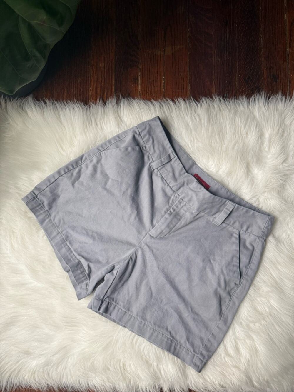 Grey Chino Shorts mid Rise Cotton Casual Preppy Summer Shorts Size 4